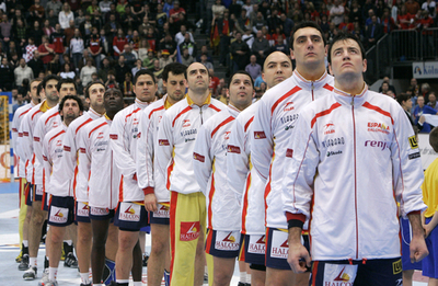 ｢歌詞なし｣スペイン国歌、新歌詞案めぐり国内紛糾