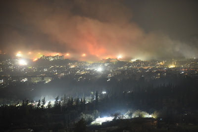 シリア各地で空爆