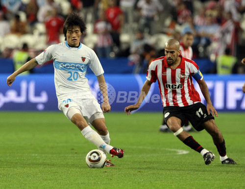 エストゥディアンテス 浦項スティーラースを下し決勝へ、09クラブW杯 写真25枚 ファッション ニュースならMODE PRESS