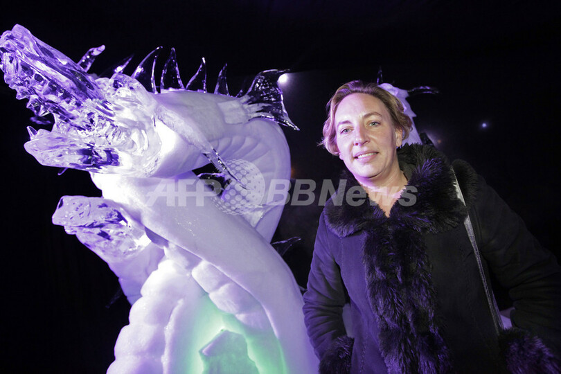 愛は冷めません、オランダに室温8度の「氷のホテル」