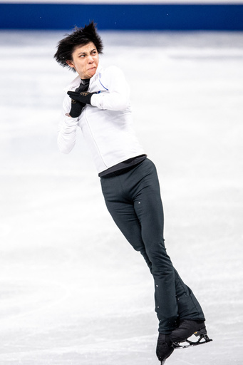 羽生結弦が公式練習 全日本フィギュア 写真5枚 国際ニュース：AFPBB News