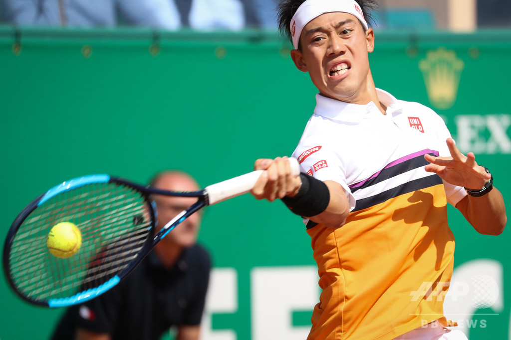 錦織がストレート勝ちで3回戦進出、バルセロナOP 錦織がストレート勝ちで3回戦進出、バルセロナOP