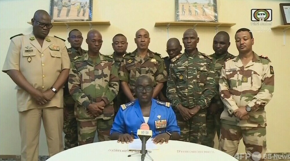 ニジェールでクーデターか 大統領を親衛隊が拘束 写真6枚 国際ニュース：AFPBB News