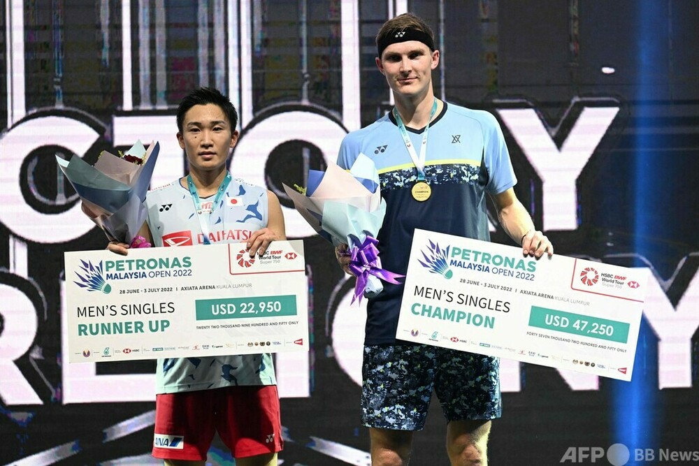 桃田はマレーシアOP準優勝 決勝で世界1位アクセルセンに完敗 写真7枚