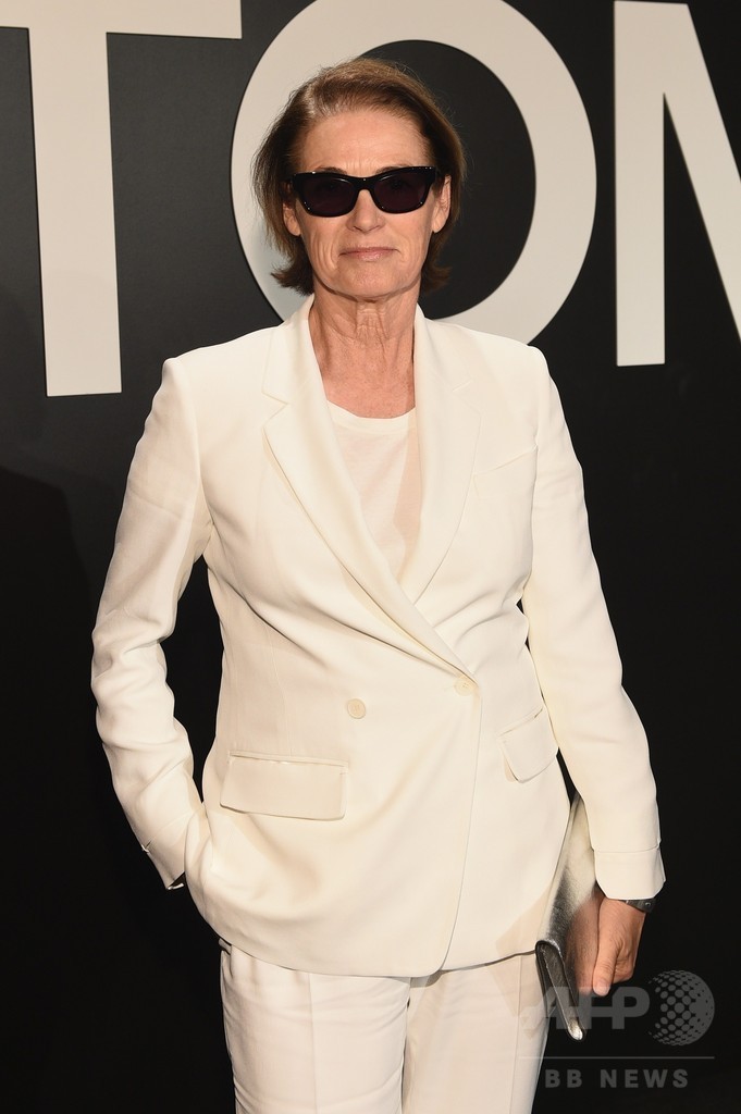 「トム フォード」15/16年秋冬コレクションにマイリーやリタ・オラなど豪華ゲスト