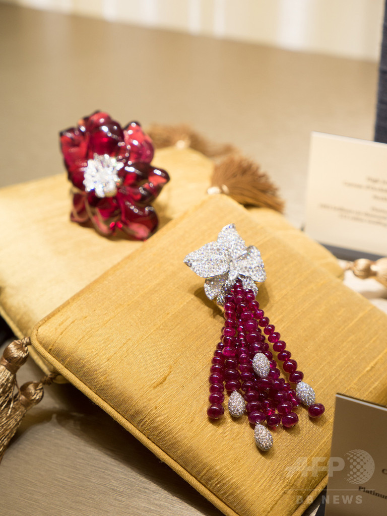 1億円超ハイジュエリーが一堂に、「カルティエ ロワイヤル」顧客向け受注イベント開催