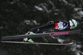 ノルディックスキー世界選手権2013（Nordic World Ski Championships 2013）は22日、イタリアのバルディフィエメ（Val di Fiemme）でジャンプ女子の個人ノーマルヒルが行われ、W杯総合優勝を決めた高梨沙羅（Sara Takanashi）は2位に入り、銀メダルを獲得した。

試技に臨む高梨沙羅（2013年2月22日撮影）。(c)AFP/PIERRE TEYSSOT