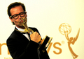 米ロサンゼルス（Los Angeles）で行われた第63回プライムタイム・エミー賞（Primetime Emmy Awards）授賞式でTV映画／ミニ・シリーズ部門の助演男優賞を獲得したガイ・ピアース（Guy Pearce、2011年9月18日撮影）。(c)AFP/ROBYN BECK