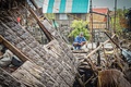 台風1号の通過で被害を受けたフィリピン中部東サマール州サンポリカルポの様子（2020年5月15日撮影）。(c)Alren BERONIO / AFP