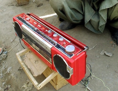 著作権使用料値上げに対抗、レトロ曲で聴取率アップ ブルガリア