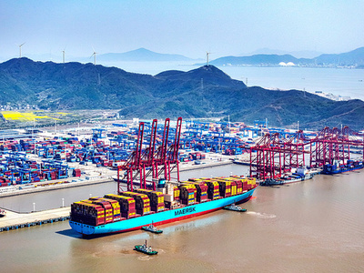 2024年 中国の港湾取扱量はリードを維持