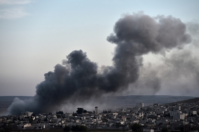 イスラム国空爆で民間人犠牲の可能性、米軍が初めて認める