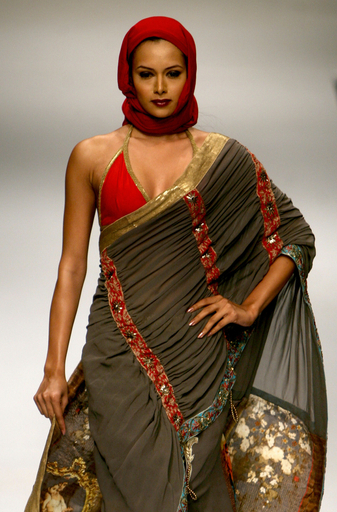 ＜08/09年秋冬ラクメ・ファッション・ウィーク＞アナンド ・カブラら、新作を発表