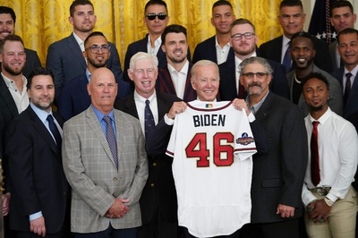 MLB昨季王者ブレーブス、バイデン大統領を表敬訪問