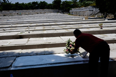 世界の死産、1日7000件以上