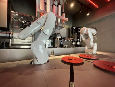 ソウル・聖水洞の飲食店街が「ロボットの聖地」に