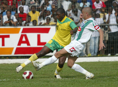 ＜サッカー CAFチャンピオンズリーグ2007＞マンガスポート 3点を奪いJSカビリーに先勝 - ガボン