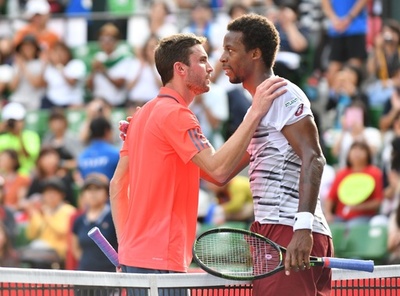 モンフィスが同胞対決制しジャパンオープン8強、錦織は月末に復帰予定