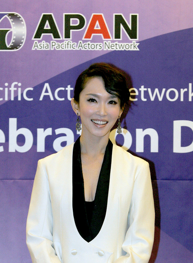 第12回釜山国際映画祭 晩餐会に女優のファン・ウォン、俳優のダニエル・デイ・キム登場