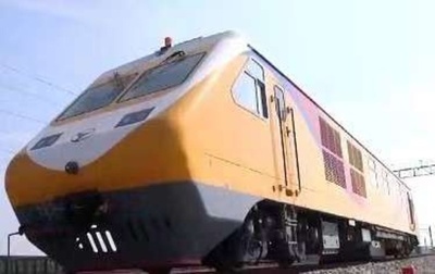 中国初の鉄道線路用レーザー強化・修復車両が運用開始