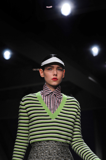 ＜12/13年秋冬ロンドンコレクション＞ジョナサン・サンダース