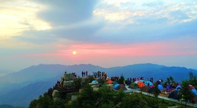 「雲頂」の避暑地　中国三峡大老嶺
