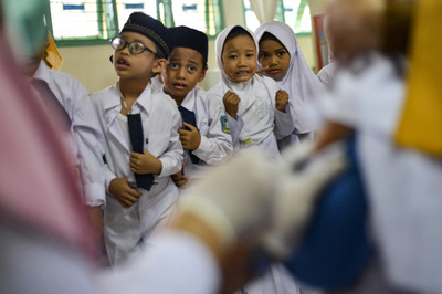 ワクチン接種率低下「子どもの健康への赤信号」 国連