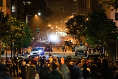 米首都デモにデマ拡散ハッシュタグ ツイッターが調査