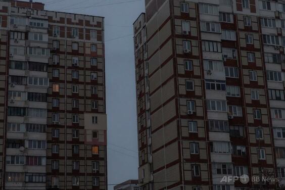 防空強化求めるウクライナ、厳冬の中ロ攻撃で多くの建物が暖房失う