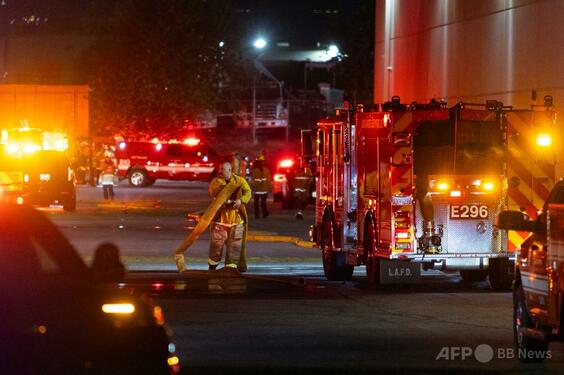 ロサンゼルスで報道ヘリ墜落 3人死亡