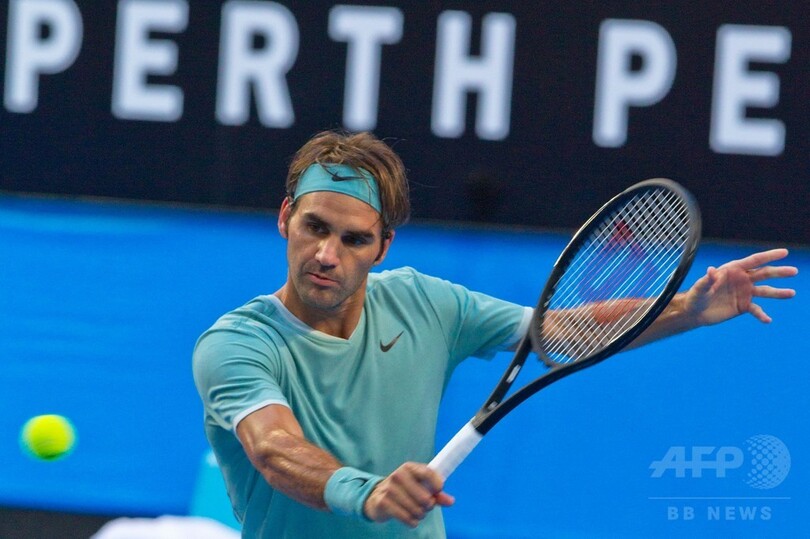 フェデラーが半年ぶりの復帰戦で快勝、ホップマン杯