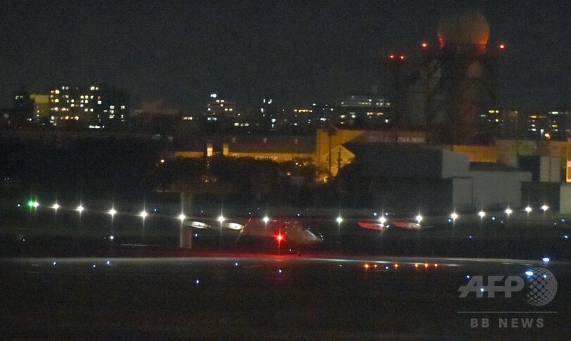 ソーラー機、名古屋に予定外の着陸 空から日本を撮影