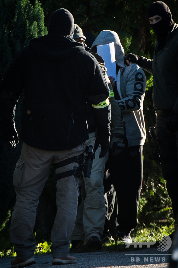 汚職取材のスロバキア記者殺害事件、3容疑者の逮捕状請求へ