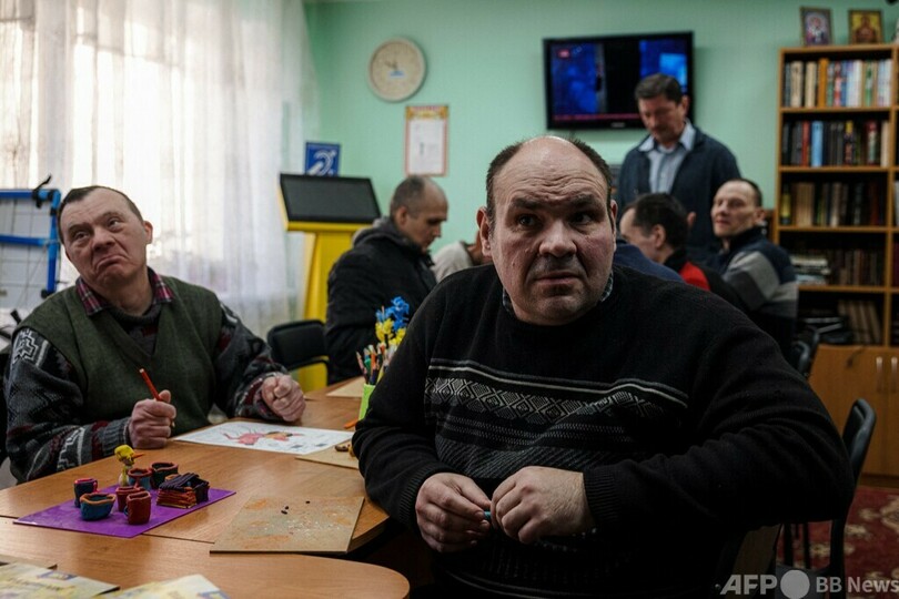 戦禍の精神障害者施設、不安隠し平静装う キエフ