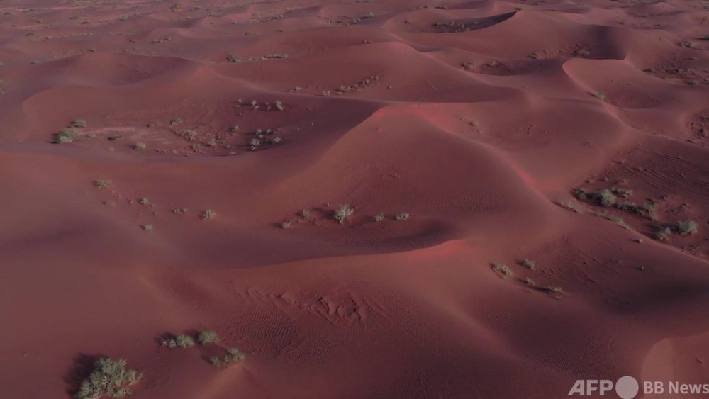 動画 ゴビ砂漠の赤い砂漠地帯 新疆ウイグル自治区 写真1枚 国際ニュース Afpbb News