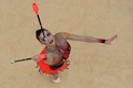 ロンドン五輪、新体操の各国選手の演技を紹介する。写真は個人総合で金メダルを獲得したロシアのエフゲニヤ・カナエワ（Evgeniya Kanaeva、2012年8月11日撮影）。(c)AFP/ANTONIN THUILLIER
