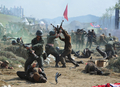 韓国の慶尚北道・漆谷郡（Chilgok）にある、朝鮮戦争時の1950年の洛東江の戦闘（Nakdong River Battle）跡地で3日、韓国軍や米軍兵士、退役軍人らが参加し、当時の戦闘を再現する行事が行われた。

写真は戦闘を再現する韓国軍兵士（2010年9月3日撮影）。(c)AFP/KIM JAE-HWAN