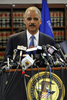 ニューヨーク（New York）の連邦検事事務所で会見する、エリック・ホルダー（Eric Holder）米司法長官（2011年1月20日撮影）。(c)AFP/Emmanuel Dunand