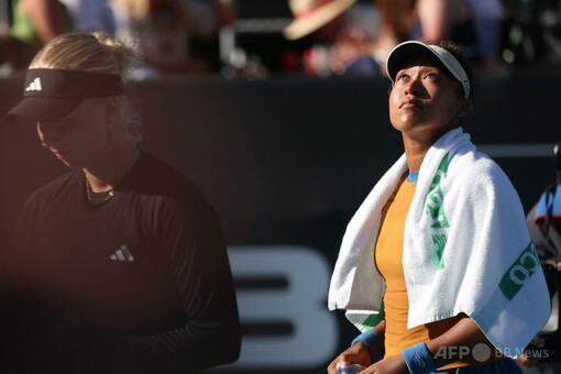 大坂なおみ、決勝で負傷棄権 久々の優勝ならず 写真9枚 国際ニュース
