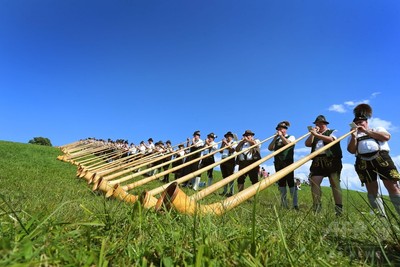 img_ff48b780d1923f39ce7d8df065