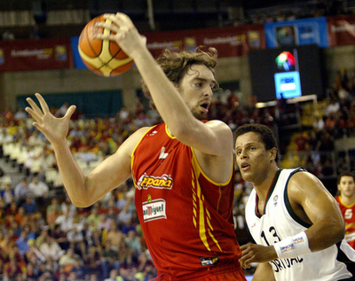 スペイン ポルトガル降し初戦を白星で飾る