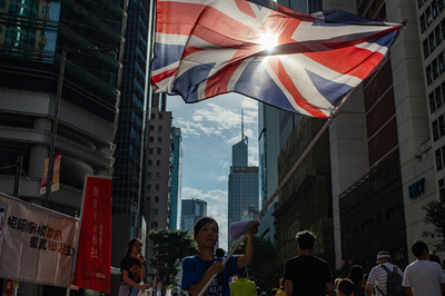 英国の混乱は蜜の味？ ブレグジット眺めるアジアの旧英植民地