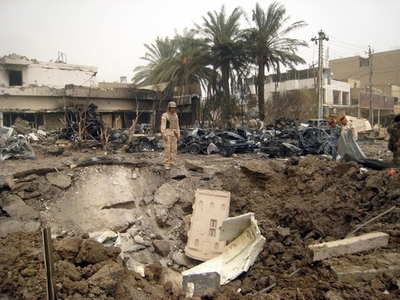 バグダッドで同時爆弾攻撃、29人死亡