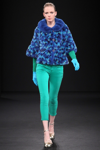 ＜11/12年秋冬東京コレクション＞ロイヤル チエ、チャリティー ファッションショー開催