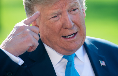 トランプ氏、ロシア疑惑捜査は「クーデター未遂」 非難強める