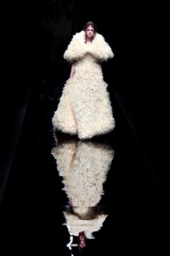 「エルザ・ウィンクラー」18年春夏