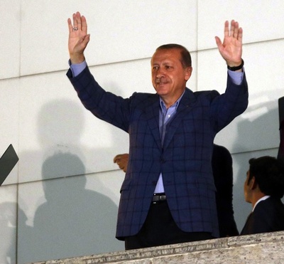 トルコ大統領選、エルドアン首相が勝利