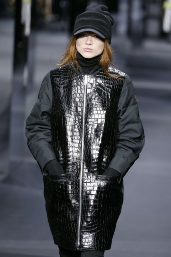 ＜14/15年秋冬パリコレクション＞モンクレール ガム・ルージュ