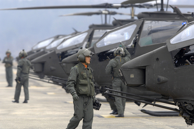 韓国陸軍ヘリコプター部隊の訓練風景
