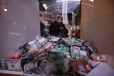 貧しい人々も平等に、でも平等すぎはだめ？ 研究